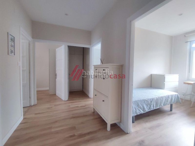 Foto 1e39c13e-ed10-48a7-9d6e-5f7357bc9621. Rent flat with heating in Porta Nova Ferrol