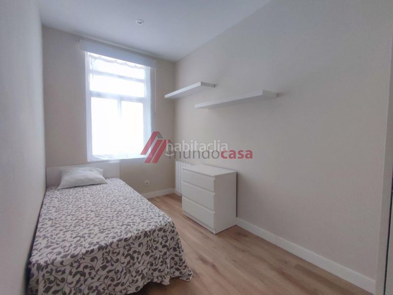 Foto 51aac9d2-f779-4e31-b983-78e58734cafb. Rent flat with heating in Porta Nova Ferrol