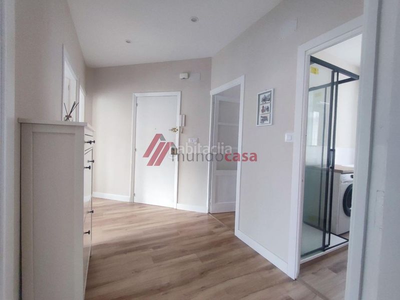 Foto 68cbf914-b748-41a5-97be-a326a37231a5. Rent flat with heating in Porta Nova Ferrol