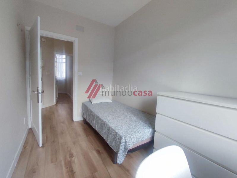 Foto f24a801f-7aba-4120-9a58-ba54a1560e66. Rent flat with heating in Porta Nova Ferrol