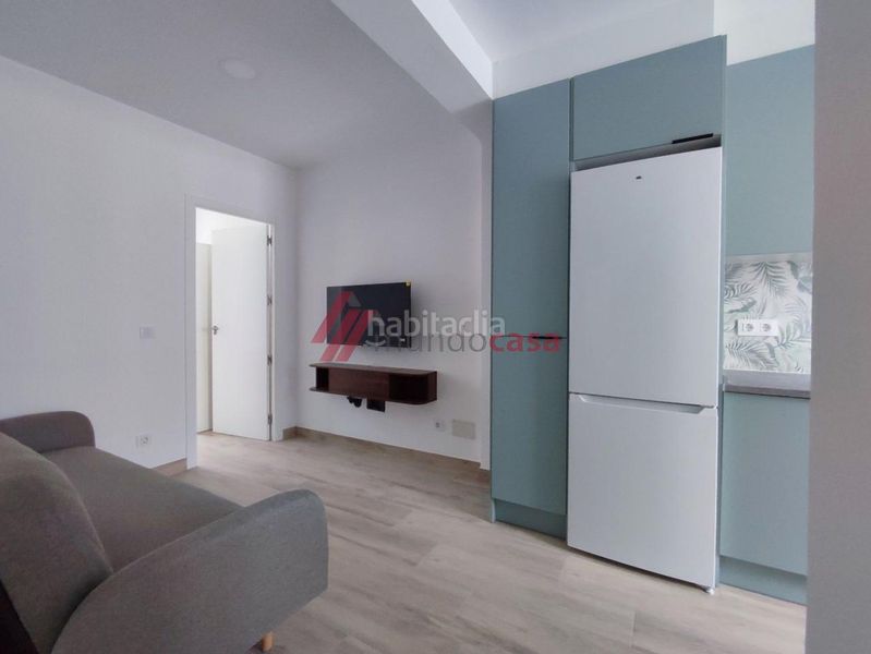 Foto 48bcd8d9-454a-4ec0-addd-d9a57423feb5. Rent flat with heating in Centro Ferrol