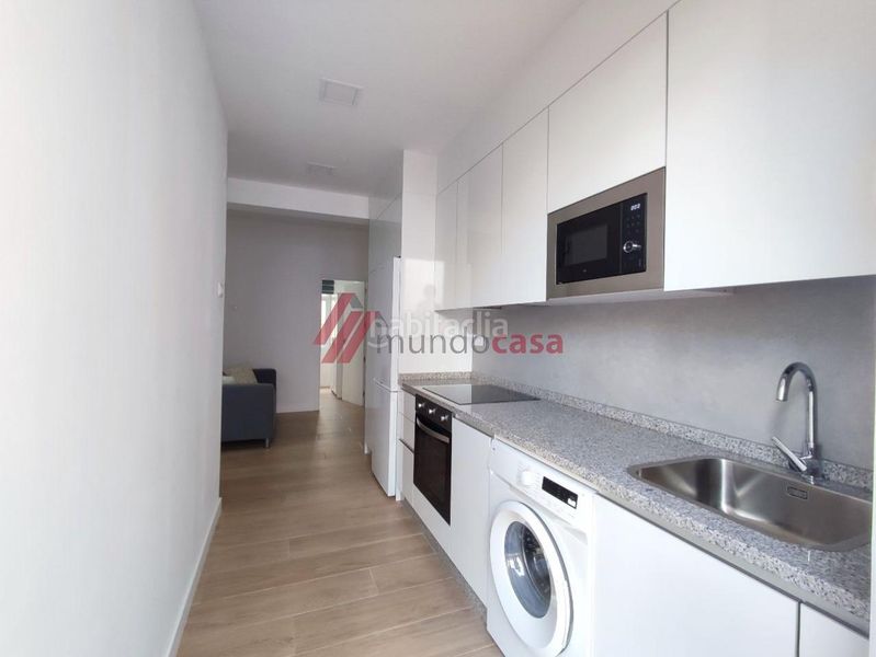Foto 7e3a990f-9b69-4225-8907-7bde8aa82798. Rent flat with heating in Centro Ferrol