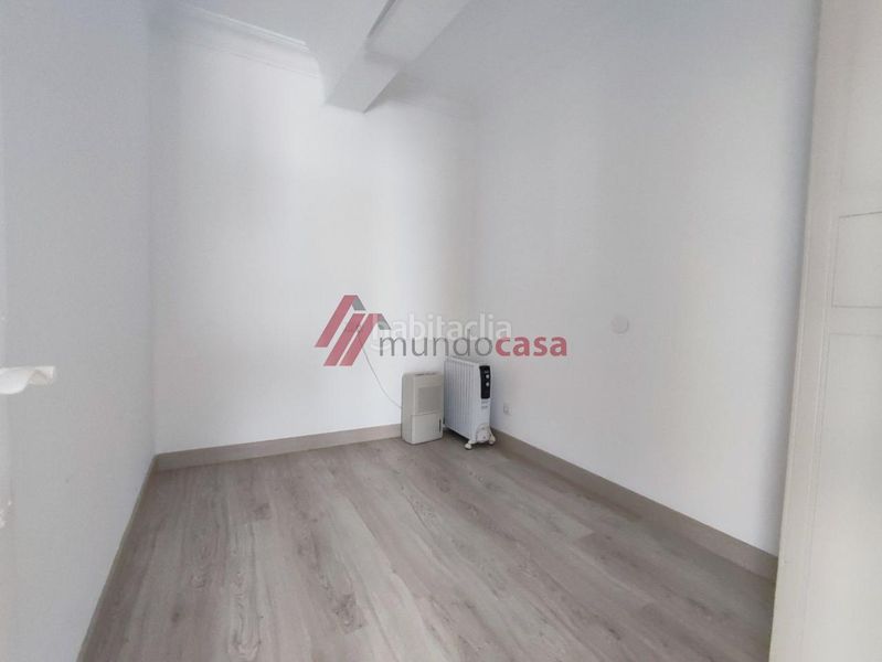 Foto ddb8b9d3-5bd2-4586-b4ef-1ef6266cc713. Alquiler piso en Centro Ferrol