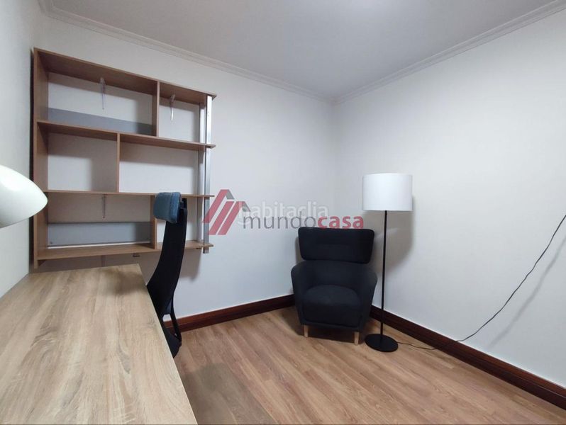Foto 6d6da381-f020-443b-9dda-cbfae37d6d6d. Alquiler piso en Centro Ferrol