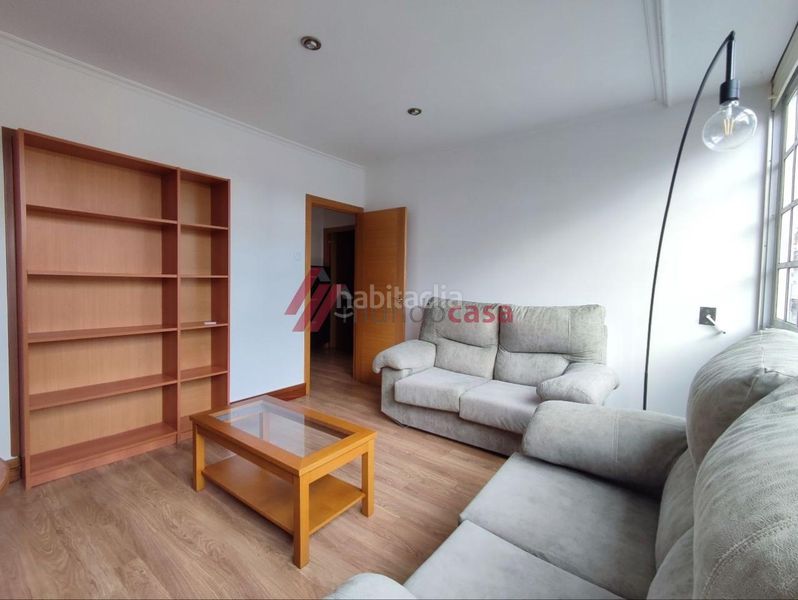 Foto c903a228-cdec-4d56-a3d6-ac382b8ae4c8. Alquiler piso en Centro Ferrol