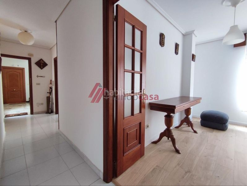 Foto 0c73e9b2-0a3c-47e3-8093-449230777731. Rent flat in Fajardo Ferrol