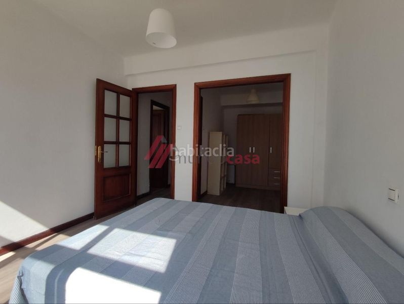 Foto 1a560aa9-ae82-4865-a05a-f60d4aed7567. Lloguer pis a Centro Ferrol