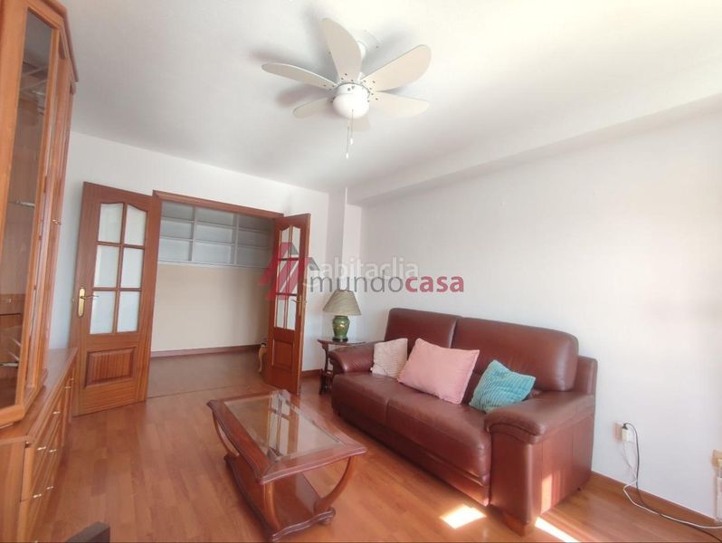 Foto 5ab53657-30a0-4382-bd3e-36692ca0d353. Rent flat with heating in Centro Ferrol