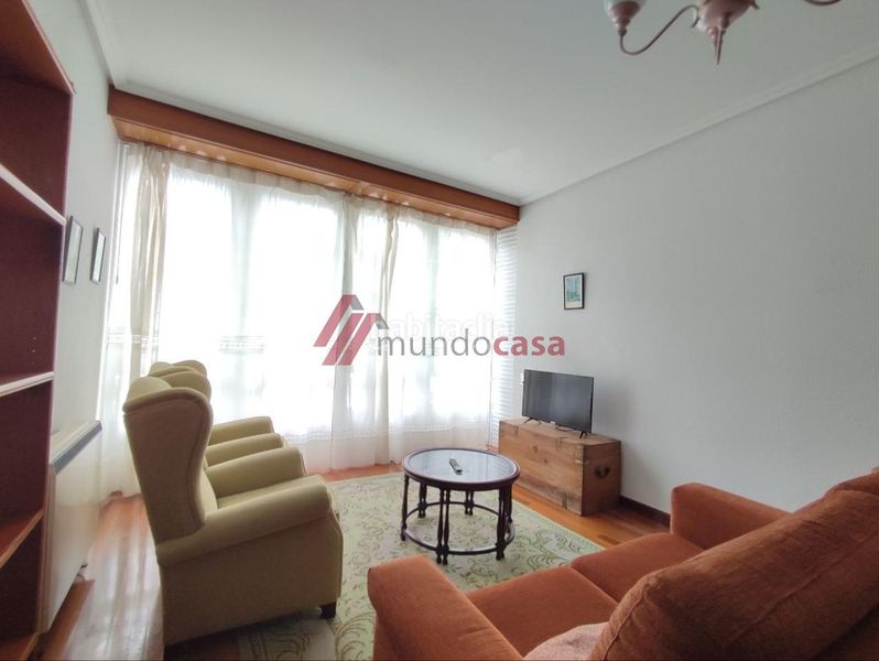 Foto 4ed2f1c1-be7a-4f75-8f86-e0ebab69eb24. Rent flat with heating in Centro Ferrol