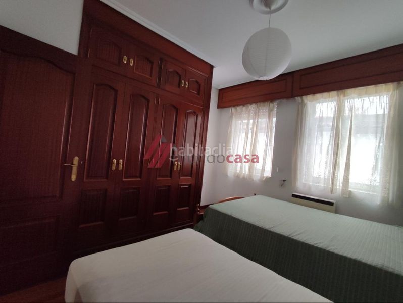 Foto 6d0f63dd-0950-44fb-8f50-5221cb2fd39f. Rent flat with heating in Centro Ferrol
