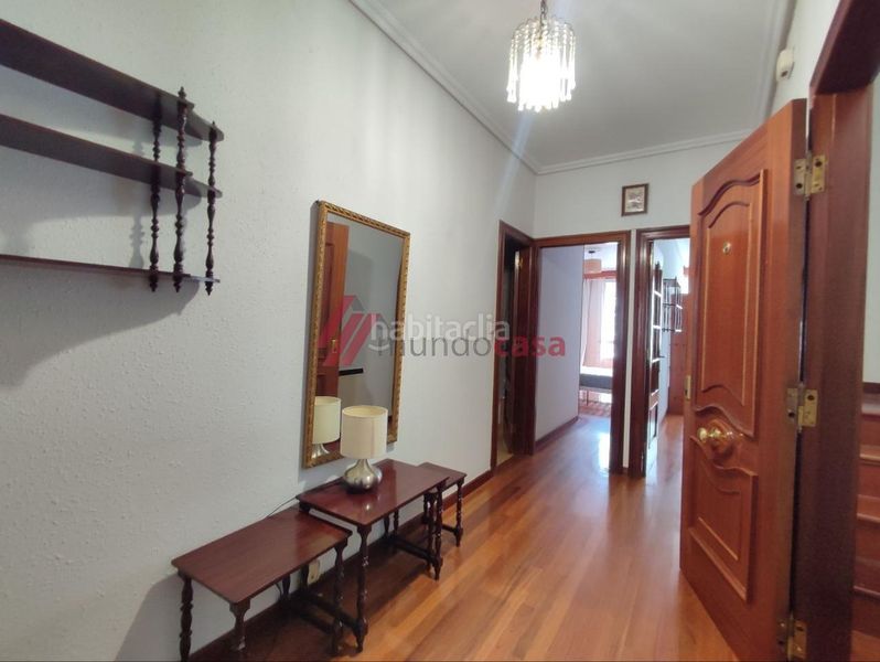 Foto 81a18c09-a37a-42a4-a05d-a4a962f0cc64. Rent flat with heating in Centro Ferrol