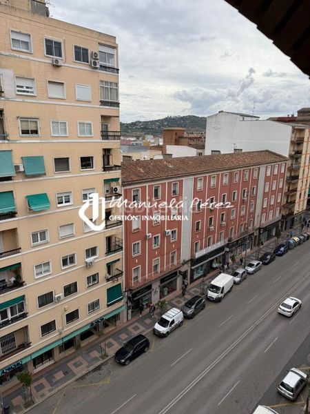 Foto 2fa704f0-4082-476c-b8b6-ce6eb3af2346. Pis amb calefacció aparcament a Centro Cáceres