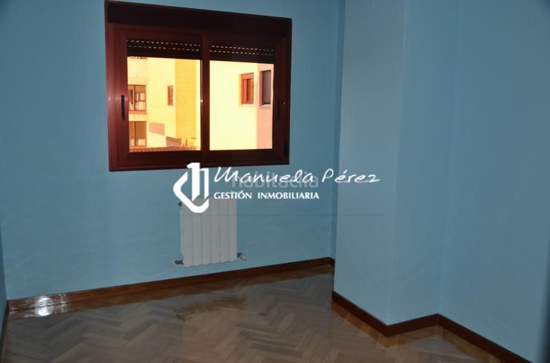 Foto a66a7dd9-280c-4154-b306-33e6bfe16648. Flat with heating parking in Ruta de la Plata Cáceres