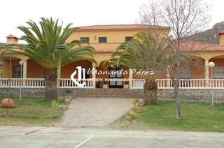 Casa a Sierra de Fuentes