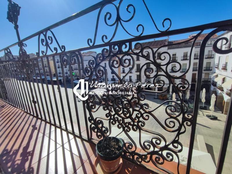Foto 86f4ac51-d11a-4998-9644-c468280fa829. Etagenwohnung mit heizung in Casco Antiguo Cáceres