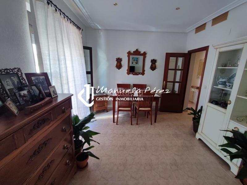 Foto c81da0c0-ccac-4a41-a6f3-2c642e87b7fd. Etagenwohnung mit heizung in Casco Antiguo Cáceres