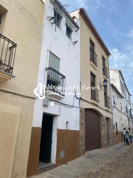 Foto e709f781-f393-4bfc-98d2-215af2323e97. Casa en Casco Antiguo Cáceres