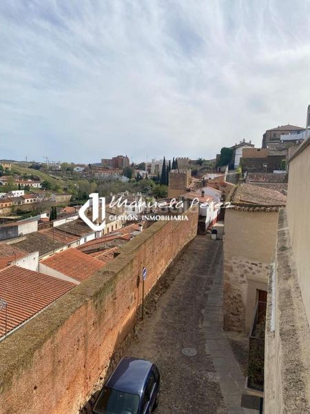 Foto a213f57c-7338-448a-a437-42c3cfcfc5a0. Maison dans Casco Antiguo Cáceres