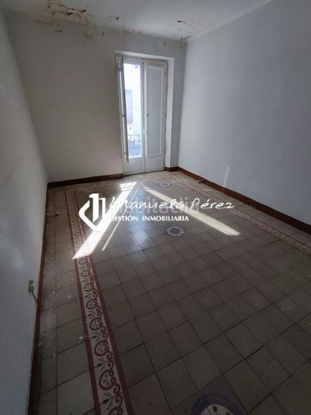 Foto 238fbdea-95a5-4710-80ed-da45960c9b3c. Appartamento con parcheggio in Casco Antiguo Cáceres
