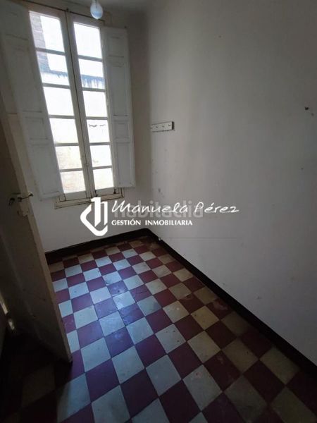 Foto c3436513-6b88-4ba4-ae07-ae9a47025f35. Appartamento con parcheggio in Casco Antiguo Cáceres