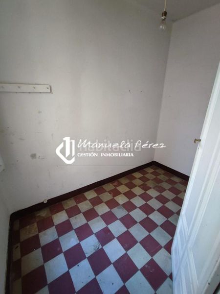 Foto cafa7eb0-0b01-4d66-91a8-cfb596d56bdf. Appartamento con parcheggio in Casco Antiguo Cáceres