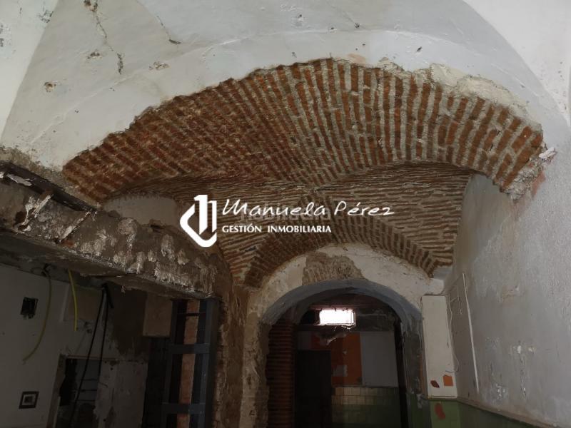 Foto 71e11909-5d78-4f1d-830d-18b86e45d8b9. Rent business premise in Casco Antiguo Cáceres