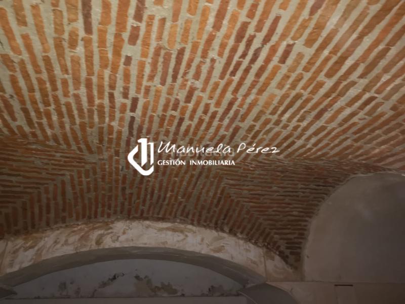 Foto 92d96440-4f15-4638-ba8c-7f28836d9bcb. Affitto locale commerciale in Casco Antiguo Cáceres