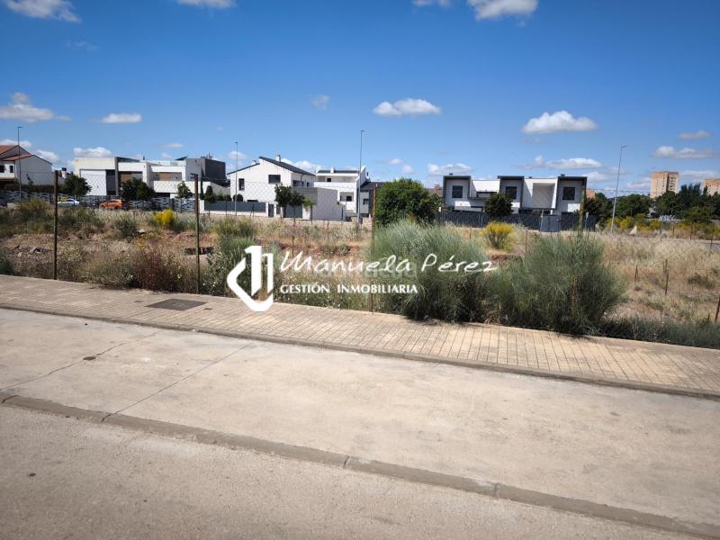 Foto d8199f59-10b8-4bfb-abb8-9cf99303ecd5. Terreny residencial a nuevo Cáceres Cáceres