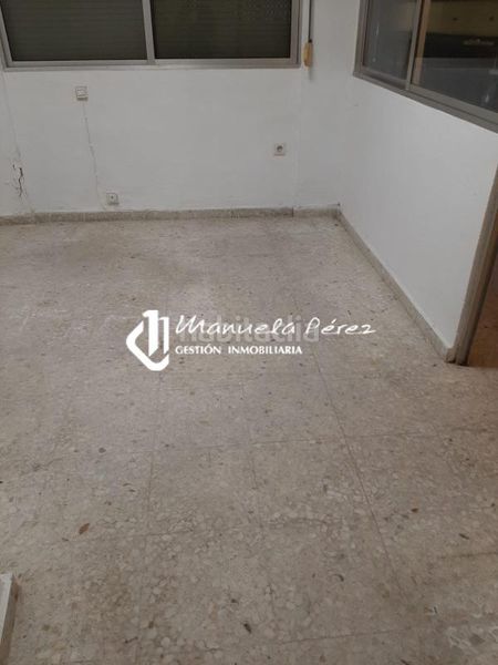 Foto 4e12b73d-3644-4ca2-aab1-1b819080227f. Local comercial a Centro Cáceres