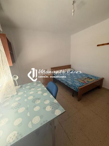 Foto db8e72b1-5861-410a-acc0-74723fa67bd6. Rent flat in Centro Cáceres