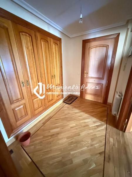 Foto 7aa10782-286c-482b-9a7a-eae94d2c21df. Location appartement avec chauffage parking dans Casco Antiguo Cáceres