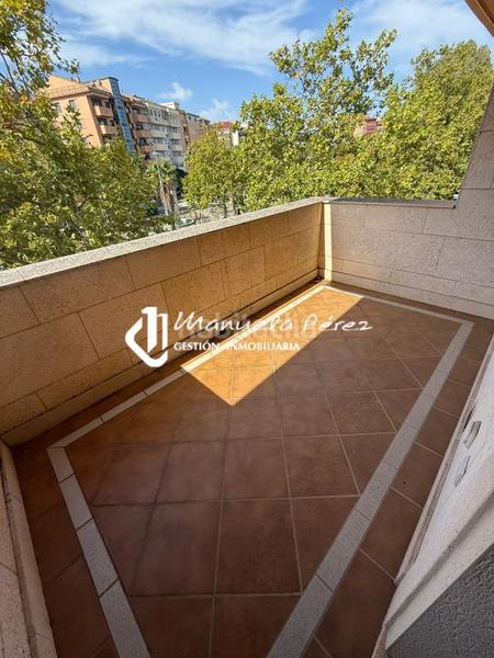 Foto ee5e5714-b86e-4825-b0d6-8ead521a17cb. Location appartement avec chauffage parking dans Casco Antiguo Cáceres