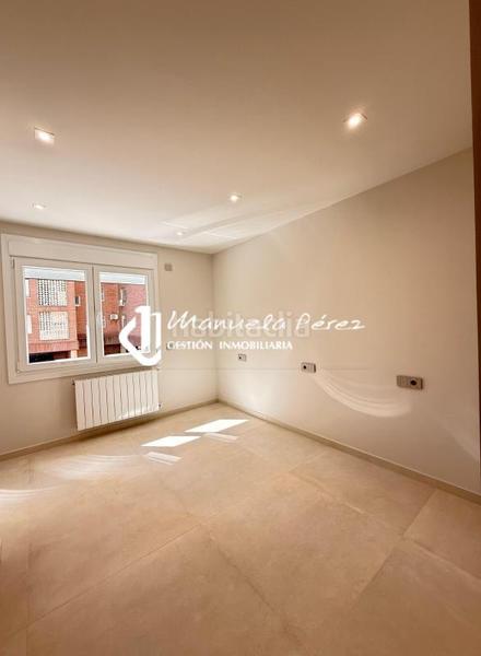 Foto 823c3536-6a75-40b6-8fc3-35cfa33e50a4. Appartamento con riscaldamento in Casco Antiguo Cáceres