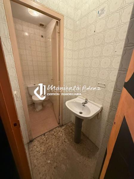 Foto 8523cae6-c5f0-4d9c-b669-7557b9aad658. Lloguer local comercial a Casco Antiguo Cáceres