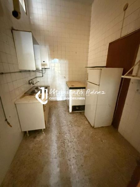 Foto 3349234b-941a-4c34-beef-c2142968002b. Location local commercial dans Casco Antiguo Cáceres