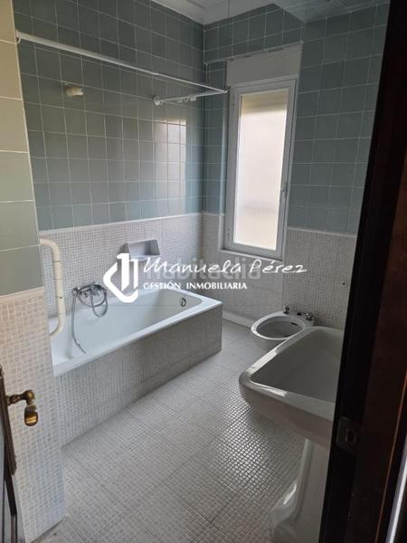 Foto f15eb8e8-bb42-4861-824a-1152d04ec3c5. Etagenwohnung mit heizung in Casco Antiguo Cáceres