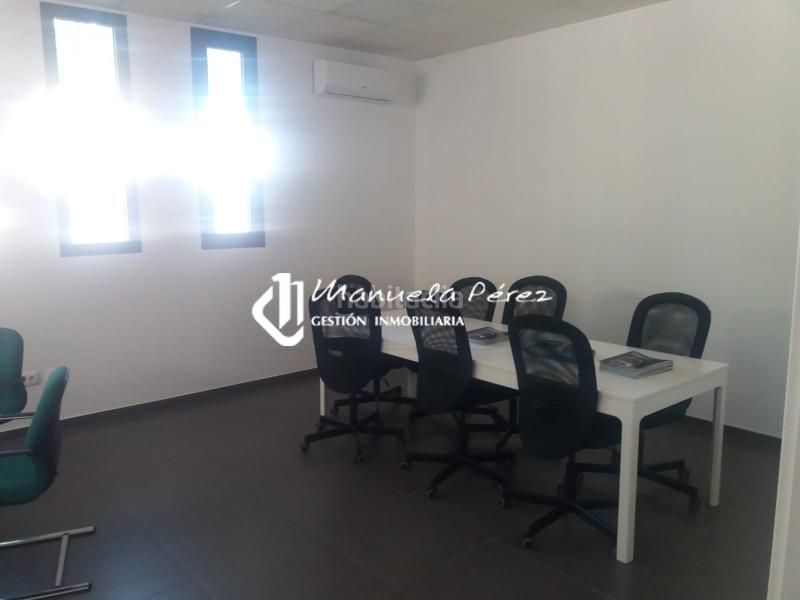 Foto ccd3a7ef-a1e2-494b-a0db-73494c1f6cd5. Local comercial a Montesol - Mejostilla Cáceres