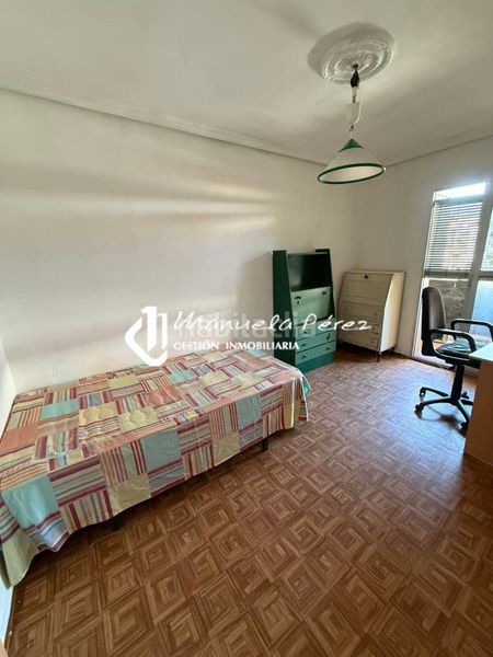 Foto e74dd388-6c96-4656-aed6-f7e9908502a4. Apartamento en Casco Antiguo Cáceres