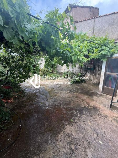 Foto 3995bf97-0453-4573-9863-aefd3c7111bd. Casa amb aparcament a Sierra de Fuentes