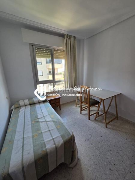 Foto 43516537-6b35-4ae3-ad6c-03ab5fffead1. Rent flat with heating in Casco Antiguo Cáceres