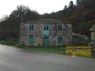 Masia a Páramo (O). Casa rústica 8 habitaciones venta o páramo