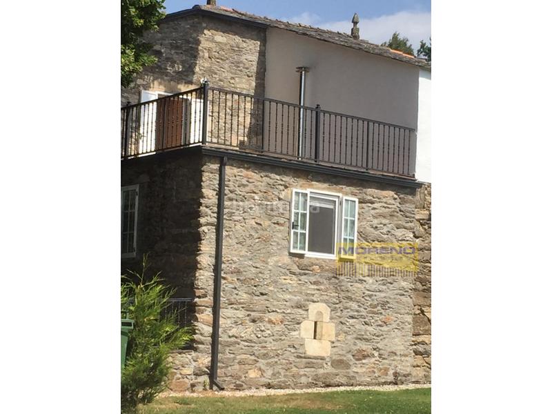 Foto f25076a8-e2fc-4255-be1e-e294c62d207f. Masia a Paradela