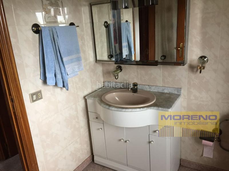 Foto 867368af-9c77-478f-a6f1-953d092cd911. Casa amb aparcament a Navia de Suarna