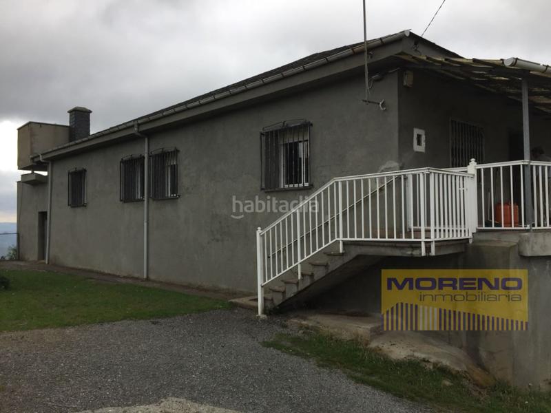 Foto b836710d-8857-4900-a213-5b3172bba9bd. Casa amb aparcament a Navia de Suarna
