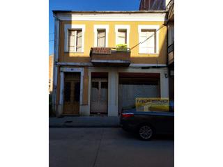 Casa a Sarria. Casa con terreno