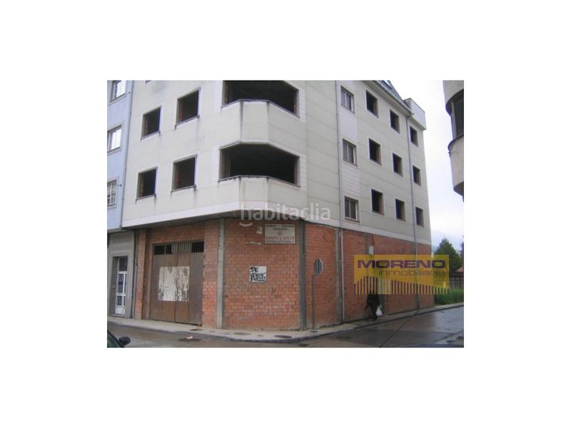 Foto cfafb64f-efbf-45f7-a186-2df09ae81639. Edifici a Sarria