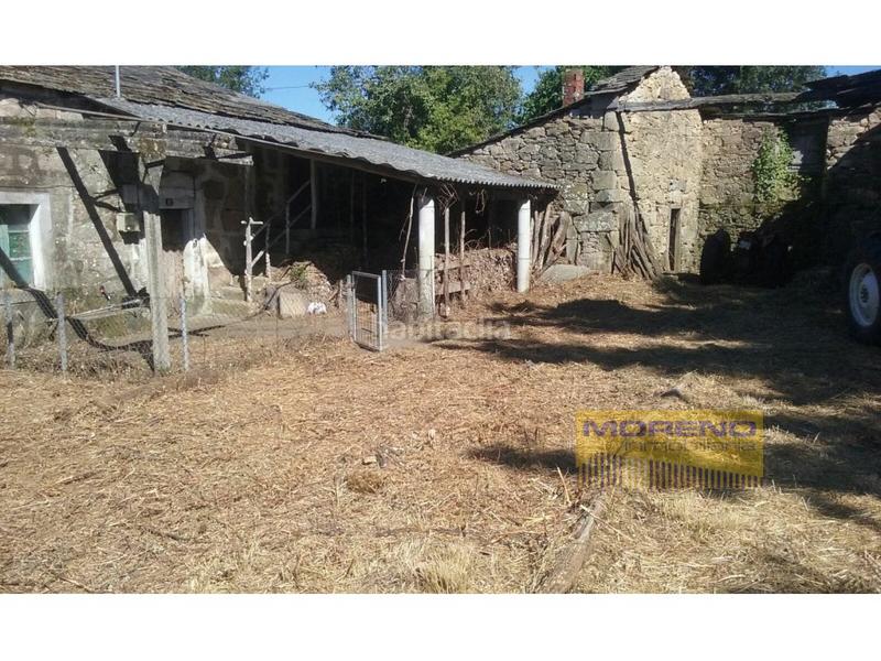 Foto 9fdcccf4-72e1-423f-a570-8e5bd4aab1cc. Masía casa de piedra en moscán en Páramo (O)