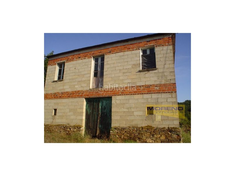 Foto a1d0f23a-79fe-4c22-9b95-85de80399d5f. Masia a Pobra do Brollón (A)