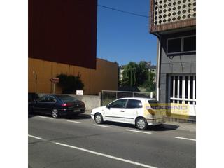 Terreny residencial a Sarria. Solar edificable para edificio.