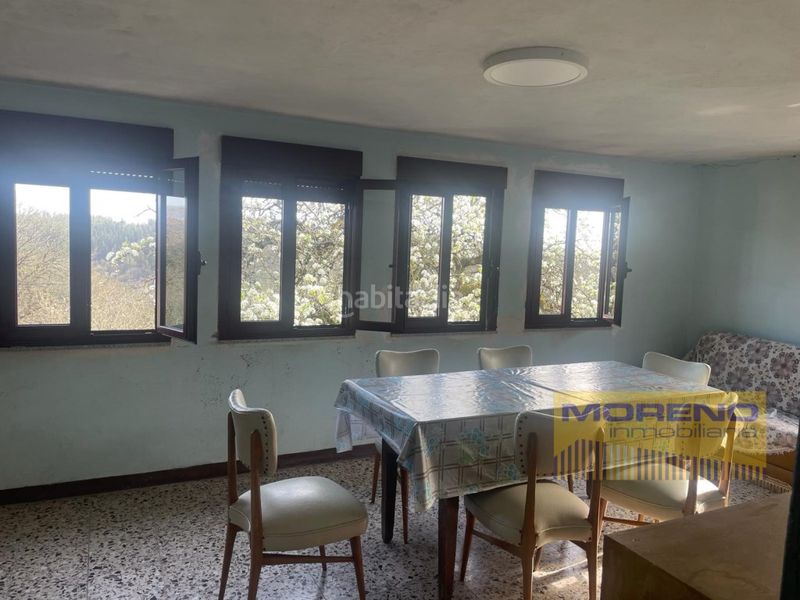 Foto e60a8f23-f89b-4f84-97b7-6d76e5666f7f. Masia amb aparcament a Incio (O)